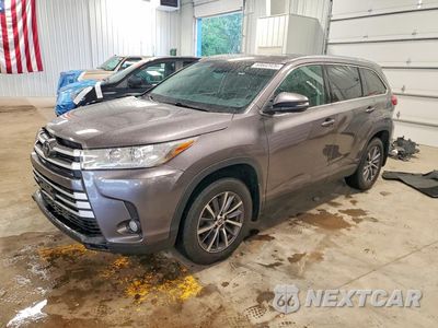 2019 TOYOTA HIGHLANDER XLE 5TDJZRFH2KS706687 - główne zdjęcie licytacji z USA - miniatura
