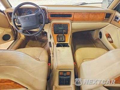 Zdjęcie 8 z 12 samochodu: 1994 JAGUAR VANDENPLAS VIN:SAJKX1743RC706573 - miniatura