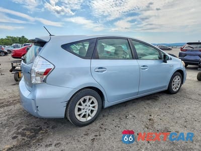 Trzecie zdjęcie samochodu z tyłu: 2012 TOYOTA PRIUS V THREE VIN:JTDZN3EU9C3052770 - miniatura