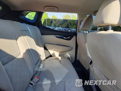 Zdjęcie 11 z 13 samochodu: 2019 NISSAN ROGUE SPORT SV VIN:JN1BJ1CP5KW234433 - miniatura