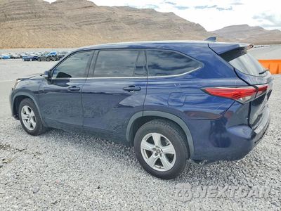 Drugie zdjęcie samochodu z przodu: 2022 TOYOTA HIGHLANDER L VIN:5TDCZRAH5NS546759 - miniatura