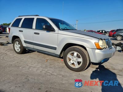 Czwarte zdjęcie samochodu z boku: 2006 JEEP GRAND CHEROKEE LAREDO VIN:1J4GS48K96C215402 - miniatura