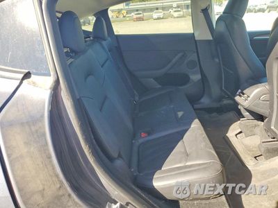 Zdjęcie 10 z 12 samochodu: 2023 TESLA MODEL Y VIN:7SAYGDEE6PF711761 - miniatura