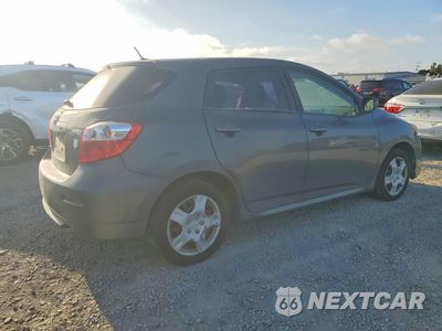 Trzecie zdjęcie samochodu z tyłu: 2009 TOYOTA MATRIX BASE VIN:2T1KU40E49C120354 - miniatura