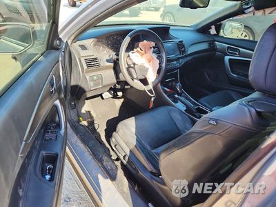 Zdjęcie 8 z 13 samochodu: 2016 HONDA ACCORD EXL VIN:1HGCT1B8XGA012403 - miniatura