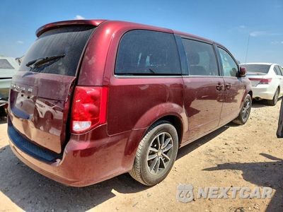 Trzecie zdjęcie samochodu z tyłu: 2019 DODGE GRAND CARAVAN SE VIN:2C4RDGBGXKR603156 - miniatura