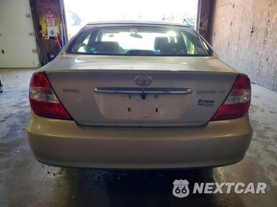 Zdjęcie 6 z 12 samochodu: 2004 TOYOTA CAMRY LE VIN:4T1BE32KX4U362048 - miniatura