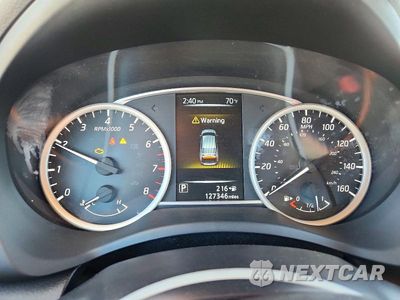 Zdjęcie 9 z 12 samochodu: 2017 NISSAN SENTRA SV VIN:3N1AB7AP8HY295128 - miniatura