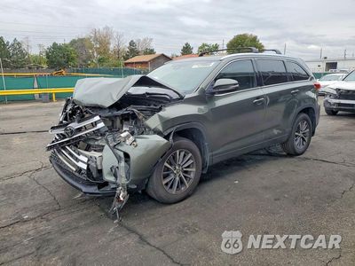 2018 TOYOTA HIGHLANDER XLE 5TDJZRFH7JS816455 - główne zdjęcie licytacji z USA - miniatura