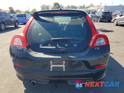 Zdjęcie 6 z 13 samochodu: 2011 VOLVO C30 T5 VIN:YV1672MK1B2231956 - miniatura