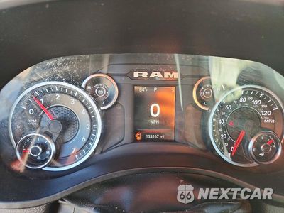 Zdjęcie 9 z 12 samochodu: 2023 RAM 1500 BIG HORN/LONE STAR VIN:1C6SRFFT7PN642822 - miniatura