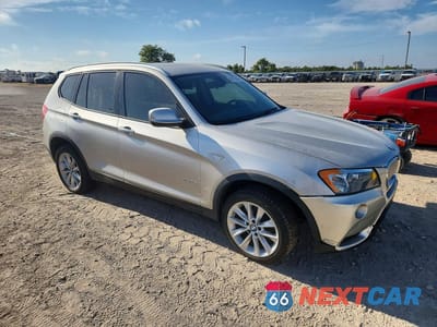 Czwarte zdjęcie samochodu z boku: 2013 BMW X3 XDRIVE28I VIN:5UXWX9C59D0A24788 - miniatura