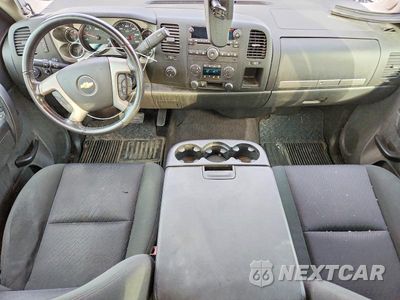 Zdjęcie 8 z 12 samochodu: 2013 CHEVROLET SILVERADO K1500 LT VIN:1GCRKSE71DZ124976 - miniatura