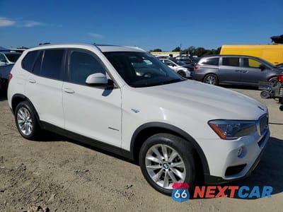 Czwarte zdjęcie samochodu z boku: 2016 BMW X3 XDRIVE28I VIN:5UXWX9C53G0D66743 - miniatura
