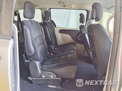 Zdjęcie 11 z 13 samochodu: 2019 DODGE GRAND CARAVAN SE VIN:2C4RDGBG5KR805208 - miniatura