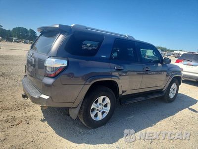 Trzecie zdjęcie samochodu z tyłu: 2017 TOYOTA 4RUNNER SR5 VIN:JTEZU5JR7H5158867 - miniatura