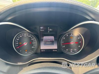 Zdjęcie 8 z 12 samochodu: 2015 MERCEDES-BENZ C 300 4MATIC VIN:55SWF4KB9FU000313 - miniatura