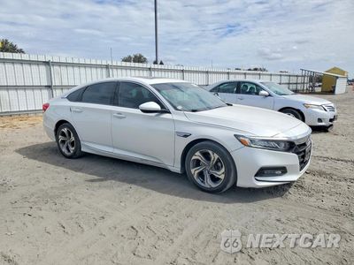 Czwarte zdjęcie samochodu z boku: 2019 HONDA ACCORD EX VIN:1HGCV1F41KA074878 - miniatura