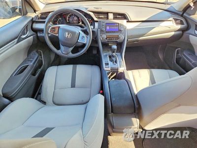 Zdjęcie 8 z 12 samochodu: 2017 HONDA CIVIC LX VIN:19XFC2F50HE215560 - miniatura