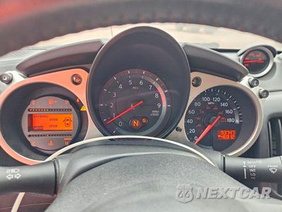 Zdjęcie 9 z 12 samochodu: 2016 NISSAN 370Z SPORT VIN:JN1AZ4EH5GM936041 - miniatura