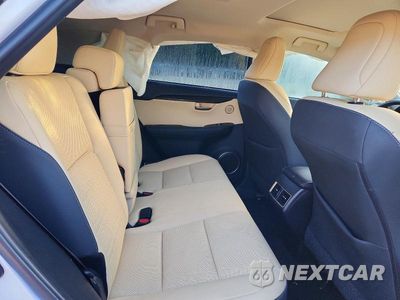 Zdjęcie 11 z 13 samochodu: 2021 LEXUS NX 300H BASE VIN:JTJGJRDZ1M5010860 - miniatura