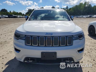 Piąte zdjęcie samochodu w środku: 2017 JEEP GRAND CHEROKEE OVERLAND VIN:1C4RJFCGXHC717175 - miniatura