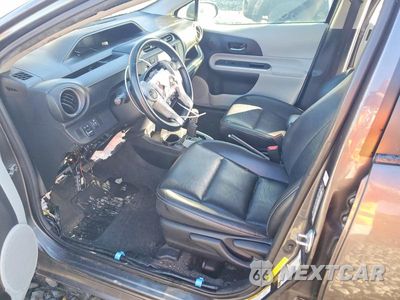 Zdjęcie 7 z 12 samochodu: 2014 TOYOTA PRIUS C FOUR VIN:JTDKDTB3XE1574175 - miniatura