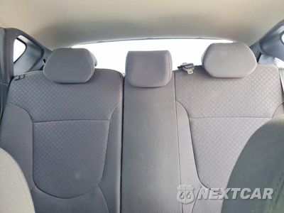 Zdjęcie 10 z 13 samochodu: 2013 HYUNDAI ACCENT SE VIN:KMHCU5AE1DU132722 - miniatura