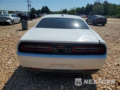 Zdjęcie 6 z 13 samochodu: 2015 DODGE CHALLENGER SXT VIN:2C3CDZAG8FH709852 - miniatura