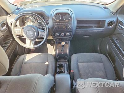 Zdjęcie 8 z 14 samochodu: 2012 JEEP PATRIOT LATITUDE VIN:1C4NJRFB5CD571786 - miniatura