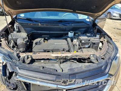 Zdjęcie 12 z 13 samochodu: 2018 CHEVROLET EQUINOX LS VIN:2GNAXHEV1J6243061 - miniatura