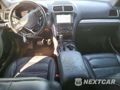 Zdjęcie 8 z 13 samochodu: 2017 FORD EXPLORER XLT VIN:1FM5K8DH5HGC56227 - miniatura