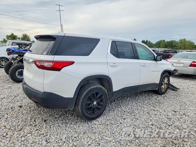 Trzecie zdjęcie samochodu z tyłu: 2019 CHEVROLET TRAVERSE LS VIN:1GNEVFKW2KJ107258 - miniatura