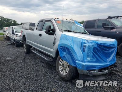 Czwarte zdjęcie samochodu z boku: 2019 FORD F250 VIN:1FT7X2B64KEF63226 - miniatura