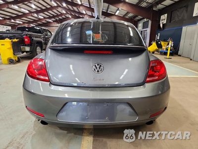 Zdjęcie 6 z 12 samochodu: 2013 VOLKSWAGEN BEETLE TURBO VIN:3VWV67AT6DM643359 - miniatura