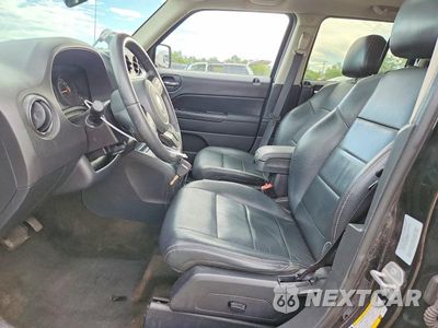Zdjęcie 7 z 12 samochodu: 2016 JEEP PATRIOT LATITUDE VIN:1C4NJPFA9GD519269 - miniatura