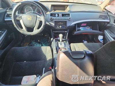 Zdjęcie 8 z 12 samochodu: 2008 HONDA ACCORD EX VIN:1HGCP26728A076643 - miniatura