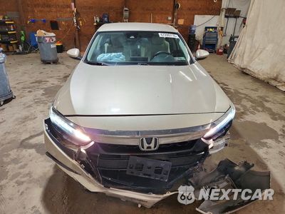 Piąte zdjęcie samochodu w środku: 2018 HONDA ACCORD LX VIN:1HGCV1F1XJA090159 - miniatura