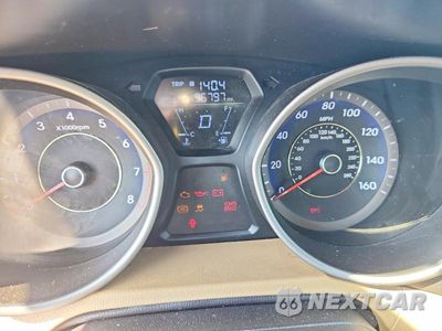 Zdjęcie 9 z 12 samochodu: 2012 HYUNDAI ELANTRA LIMITED VIN:KMHDH4AE0CU475328 - miniatura