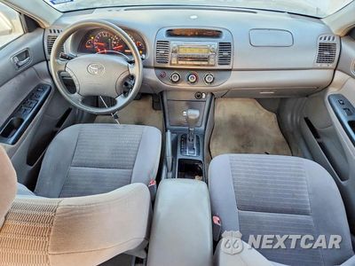 Zdjęcie 8 z 12 samochodu: 2006 TOYOTA CAMRY LE VIN:4T1BE32KX6U662515 - miniatura