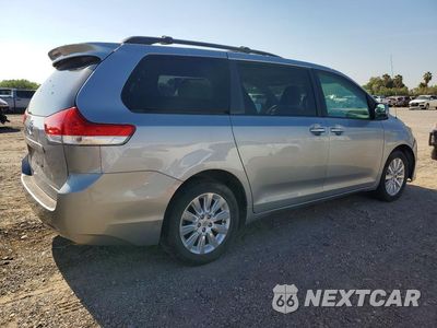 Trzecie zdjęcie samochodu z tyłu: 2014 TOYOTA SIENNA XLE 7-PASSENGER VIN:5TDDK3DC5ES080661 - miniatura