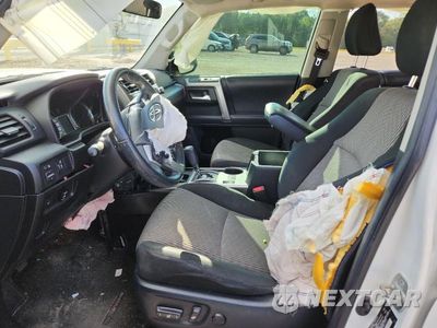 Zdjęcie 7 z 14 samochodu: 2018 TOYOTA 4RUNNER SR5 VIN:JTEZU5JR8J5186053 - miniatura