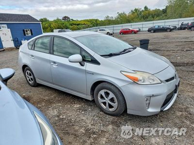 Czwarte zdjęcie samochodu z boku: 2013 TOYOTA PRIUS THREE VIN:JTDKN3DU2D5582846 - miniatura