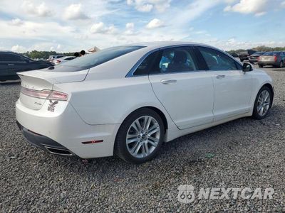 Trzecie zdjęcie samochodu z tyłu: 2016 LINCOLN MKZ VIN:3LN6L2G9XGR610673 - miniatura