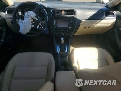 Zdjęcie 8 z 12 samochodu: 2012 VOLKSWAGEN JETTA SE VIN:3VWDX7AJ5CM351739 - miniatura