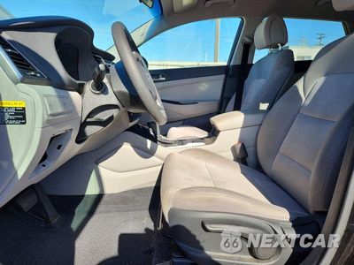 Zdjęcie 7 z 13 samochodu: 2018 HYUNDAI TUCSON SE VIN:KM8J23A46JU743897 - miniatura