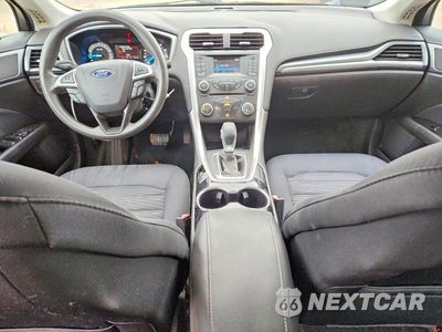 Zdjęcie 8 z 12 samochodu: 2016 FORD FUSION SE VIN:3FA6P0HD8GR226221 - miniatura