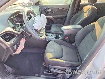Zdjęcie 7 z 12 samochodu: 2021 JEEP CHEROKEE LATITUDE VIN:1C4PJLCB6MD169562 - miniatura