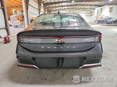Zdjęcie 6 z 12 samochodu: 2025 HYUNDAI SONATA SEL VIN:KMHL64JAXSA510746 - miniatura