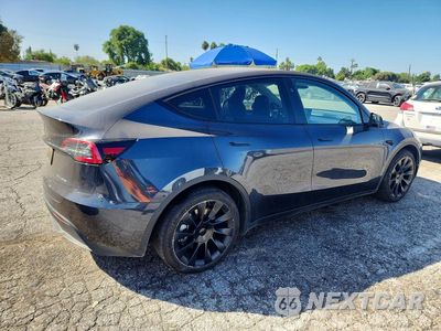 Trzecie zdjęcie samochodu z tyłu: 2024 TESLA MODEL Y VIN:7SAYGDEE3RA238840 - miniatura